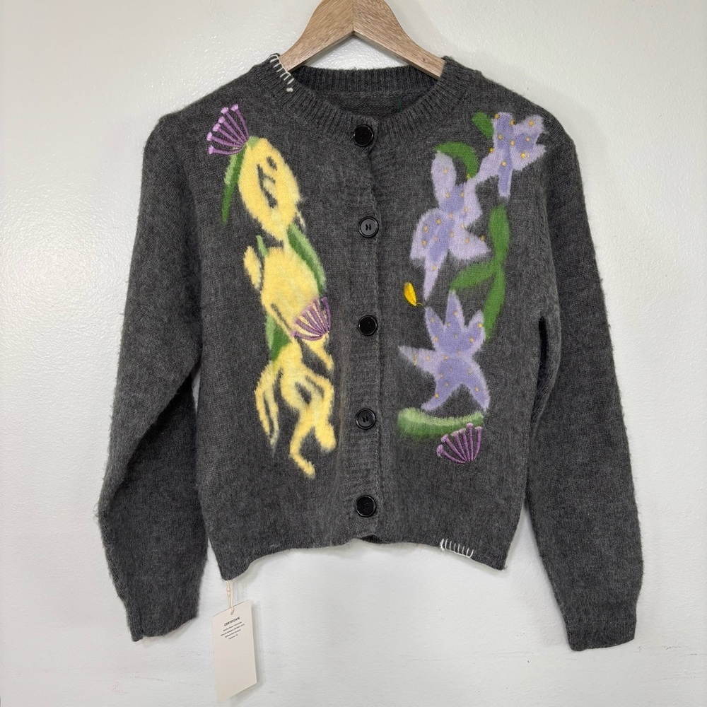 Floral Embroidered Gray Sweater NEW Size S